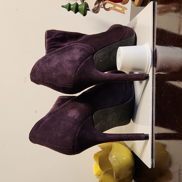 Stuart Weitzman purple suede high heel booties - Picture 9 of 10